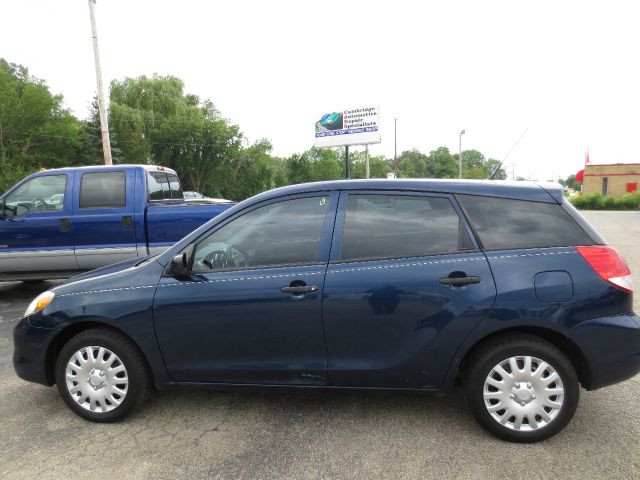 Toyota Matrix 2003 photo 4