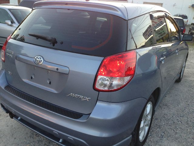 Toyota Matrix 2003 photo 1