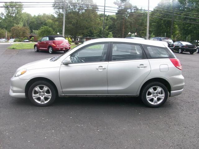 Toyota Matrix 2003 photo 3