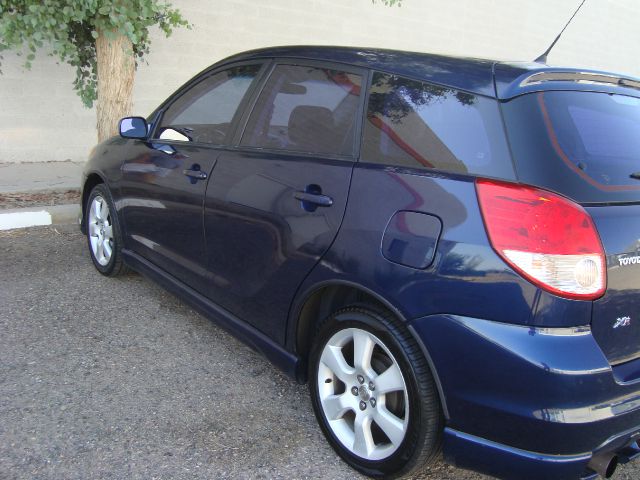 Toyota Matrix 2003 photo 1