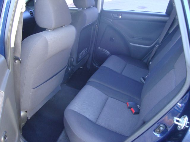 Toyota Matrix 2003 photo 2