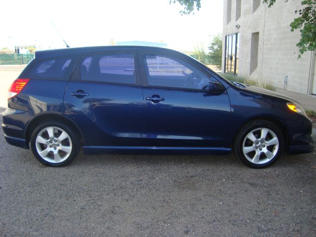 Toyota Matrix 2003 photo 3