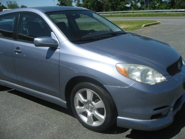 Toyota Matrix 2003 photo 11