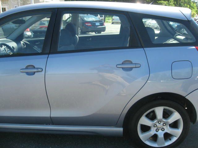 Toyota Matrix 2003 photo 17