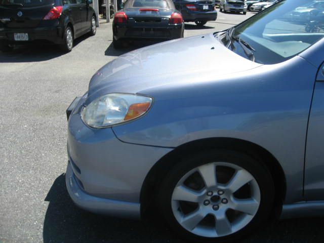 Toyota Matrix 2003 photo 18