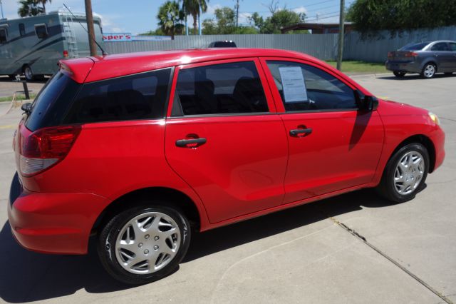 Toyota Matrix 2003 photo 2