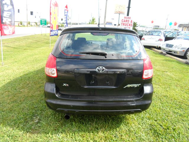 Toyota Matrix 2003 photo 1