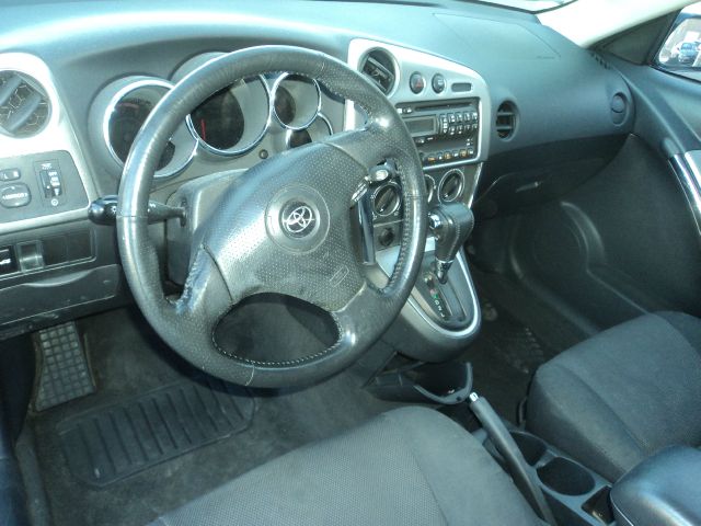 Toyota Matrix 2003 photo 9