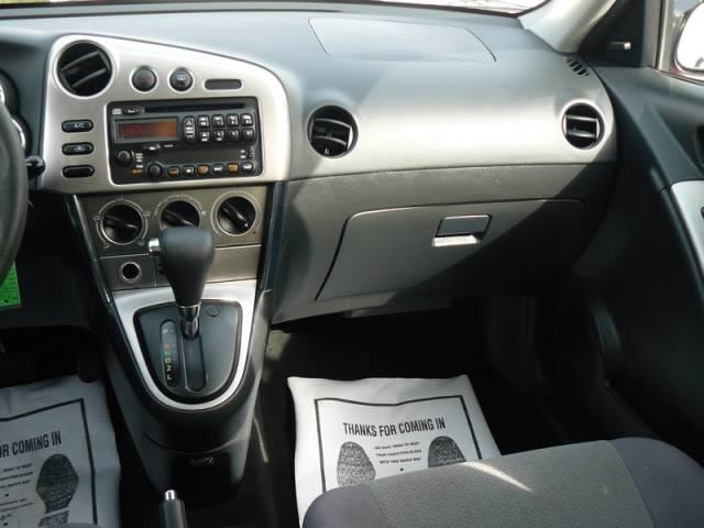 Toyota Matrix 2003 photo 22