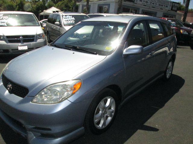 Toyota Matrix 2003 photo 2