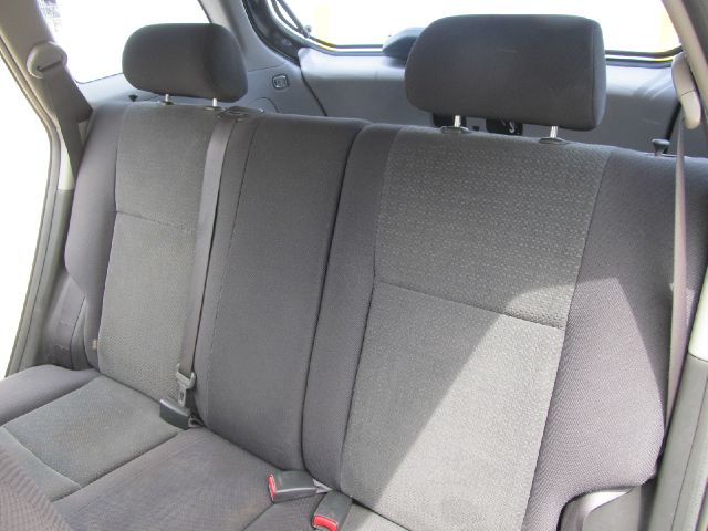 Toyota Matrix 2003 photo 2