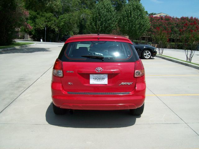 Toyota Matrix 2003 photo 3