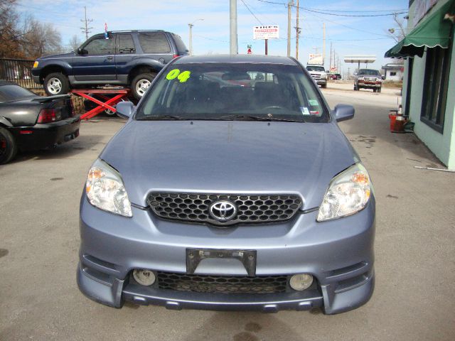 Toyota Matrix 2004 photo 3