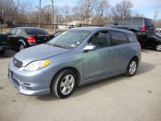 Toyota Matrix 2004 photo 4