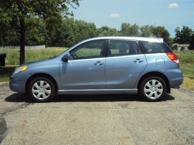 Toyota Matrix 2004 photo 1