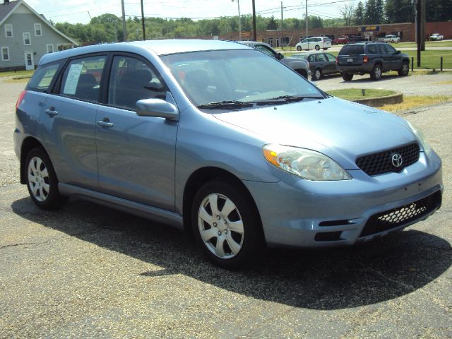 Toyota Matrix 2004 photo 3