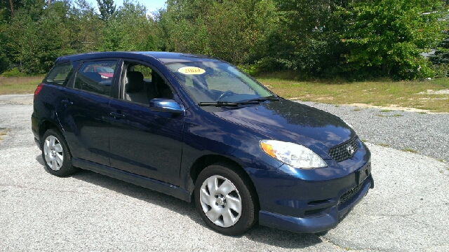 Toyota Matrix 2004 photo 3