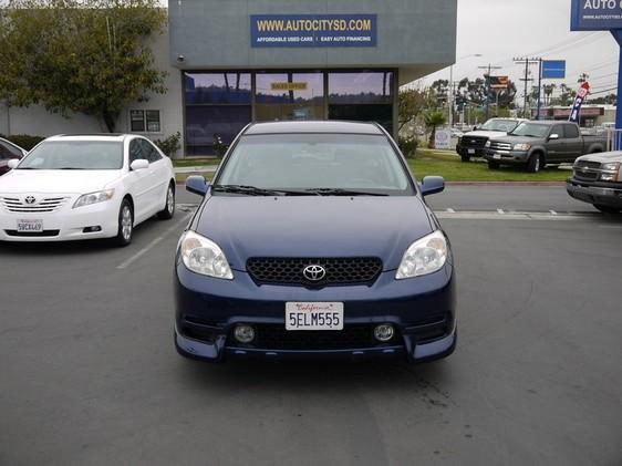 Toyota Matrix 2004 photo 3