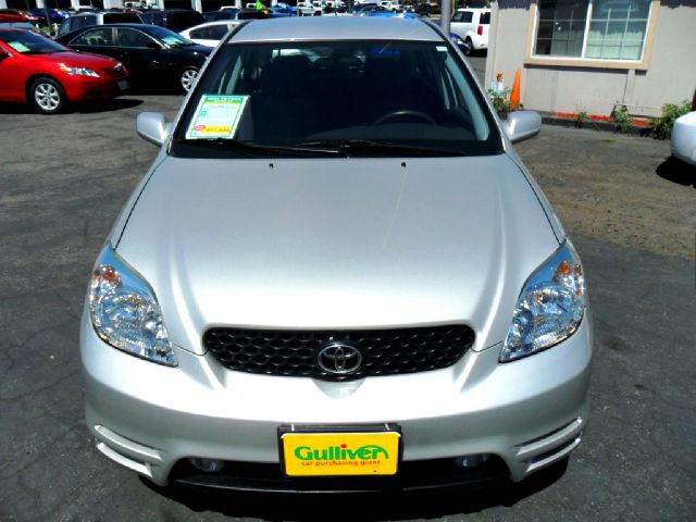 Toyota Matrix 2004 photo 9