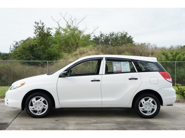 Toyota Matrix 2004 photo 1