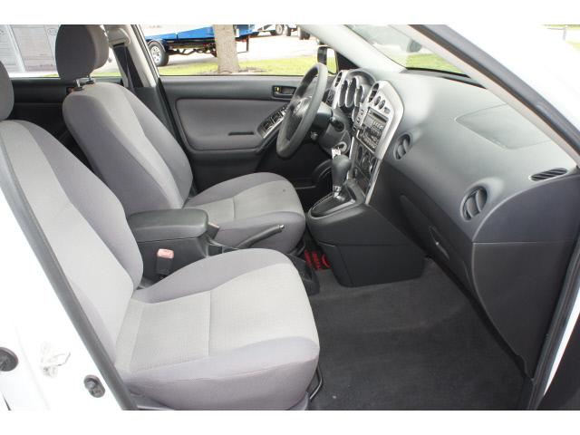 Toyota Matrix 2004 photo 3