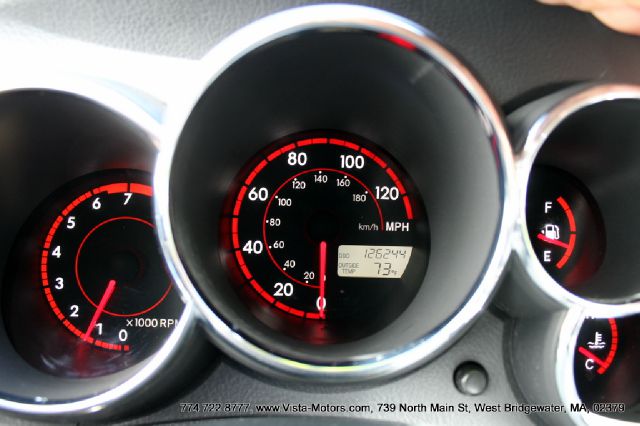 Toyota Matrix 2004 photo 10