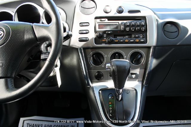 Toyota Matrix 2004 photo 5