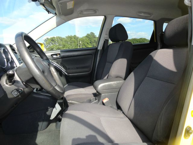 Toyota Matrix 2004 photo 34