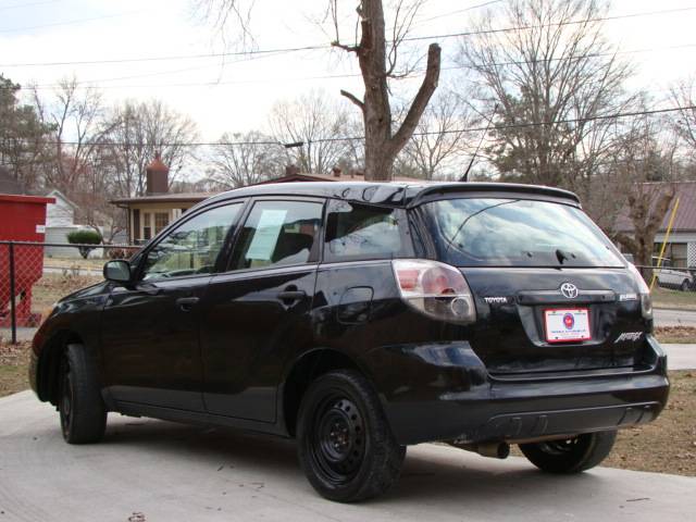 Toyota Matrix 2005 photo 1