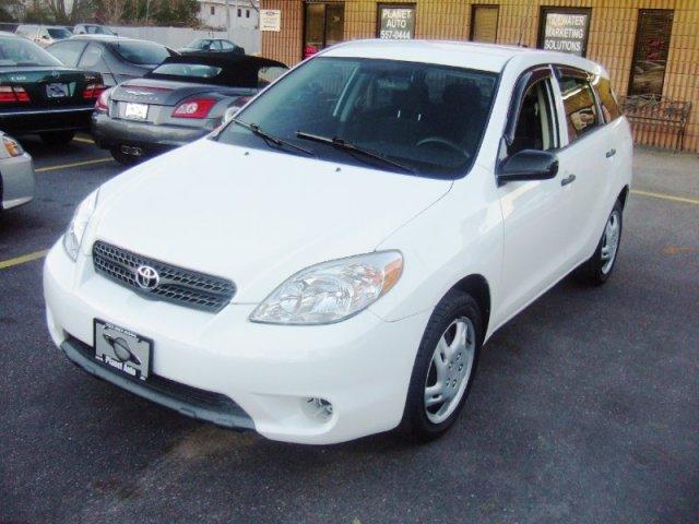 Toyota Matrix 2005 photo 1