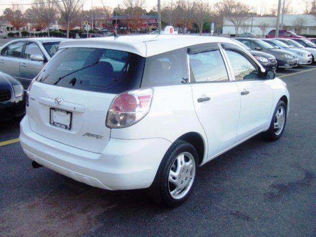 Toyota Matrix 2005 photo 3