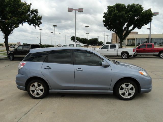 Toyota Matrix 2005 photo 1