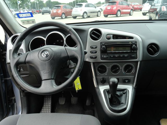 Toyota Matrix 2005 photo 22