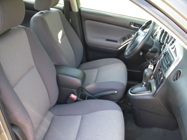 Toyota Matrix 2005 photo 2