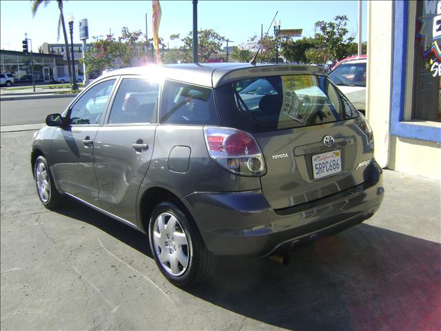 Toyota Matrix 2005 photo 1