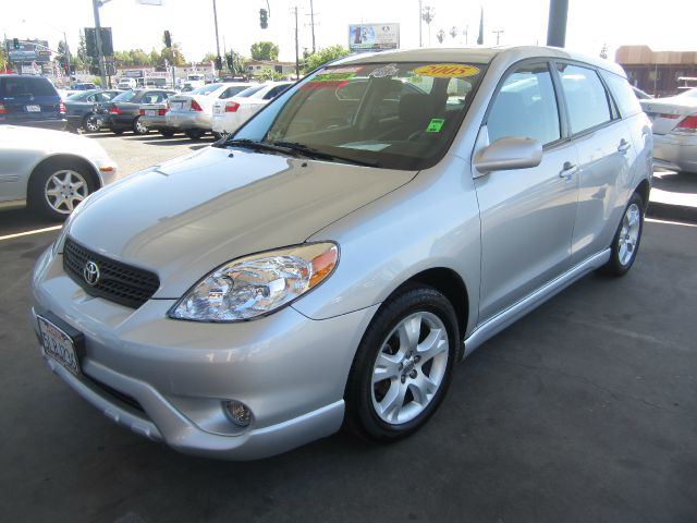 Toyota Matrix 2005 photo 3