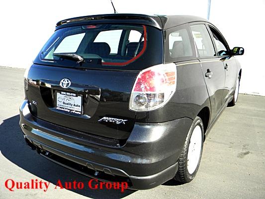 Toyota Matrix 2005 photo 2