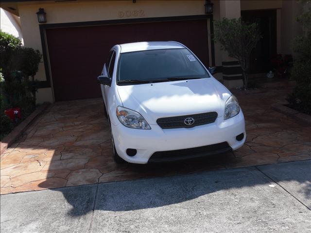 Toyota Matrix 2005 photo 2