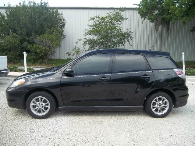 Toyota Matrix 2005 photo 2