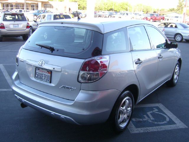 Toyota Matrix 2005 photo 10