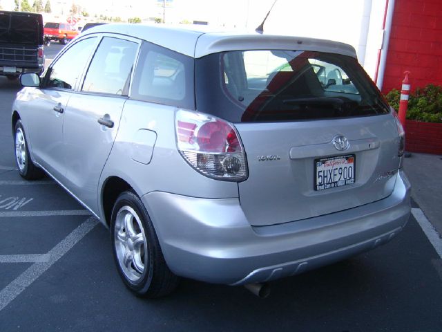 Toyota Matrix 2005 photo 11