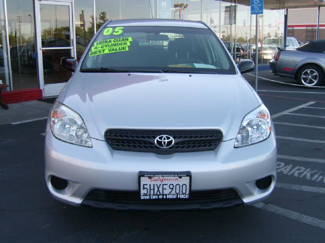 Toyota Matrix 2005 photo 12