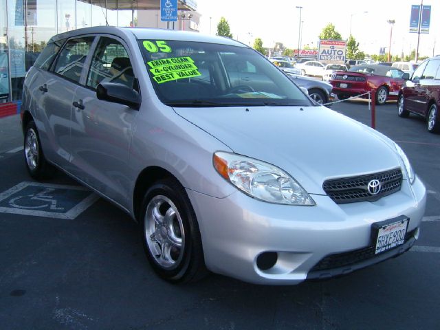 Toyota Matrix 2005 photo 13