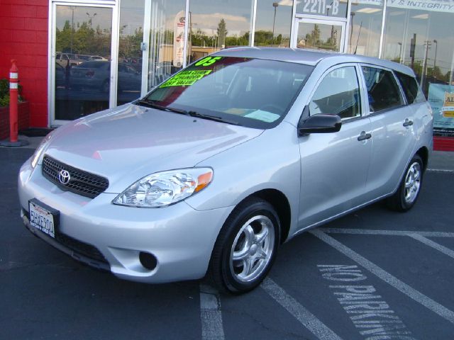 Toyota Matrix 2005 photo 16