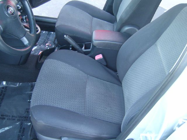 Toyota Matrix 2005 photo 7