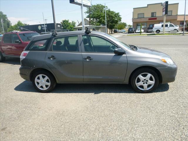 Toyota Matrix 2005 photo 2