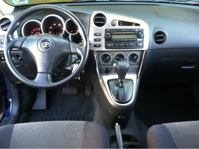 Toyota Matrix 2005 photo 1