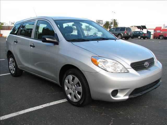 Toyota Matrix 2005 photo 1