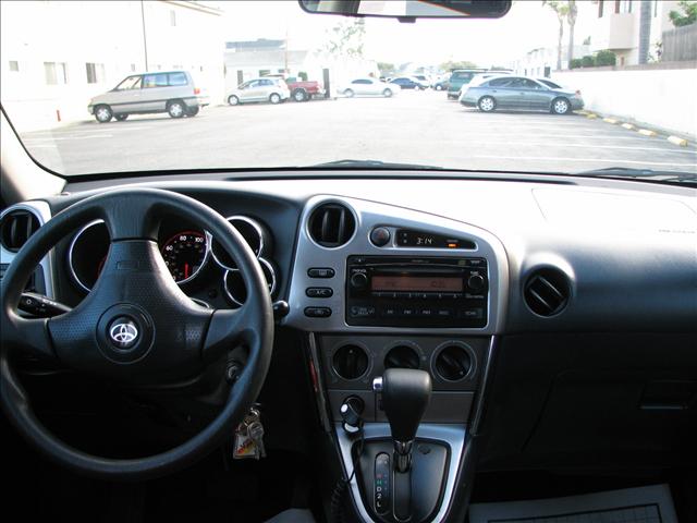 Toyota Matrix 2005 photo 2