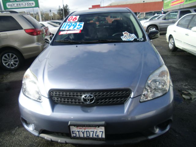 Toyota Matrix 2006 photo 2